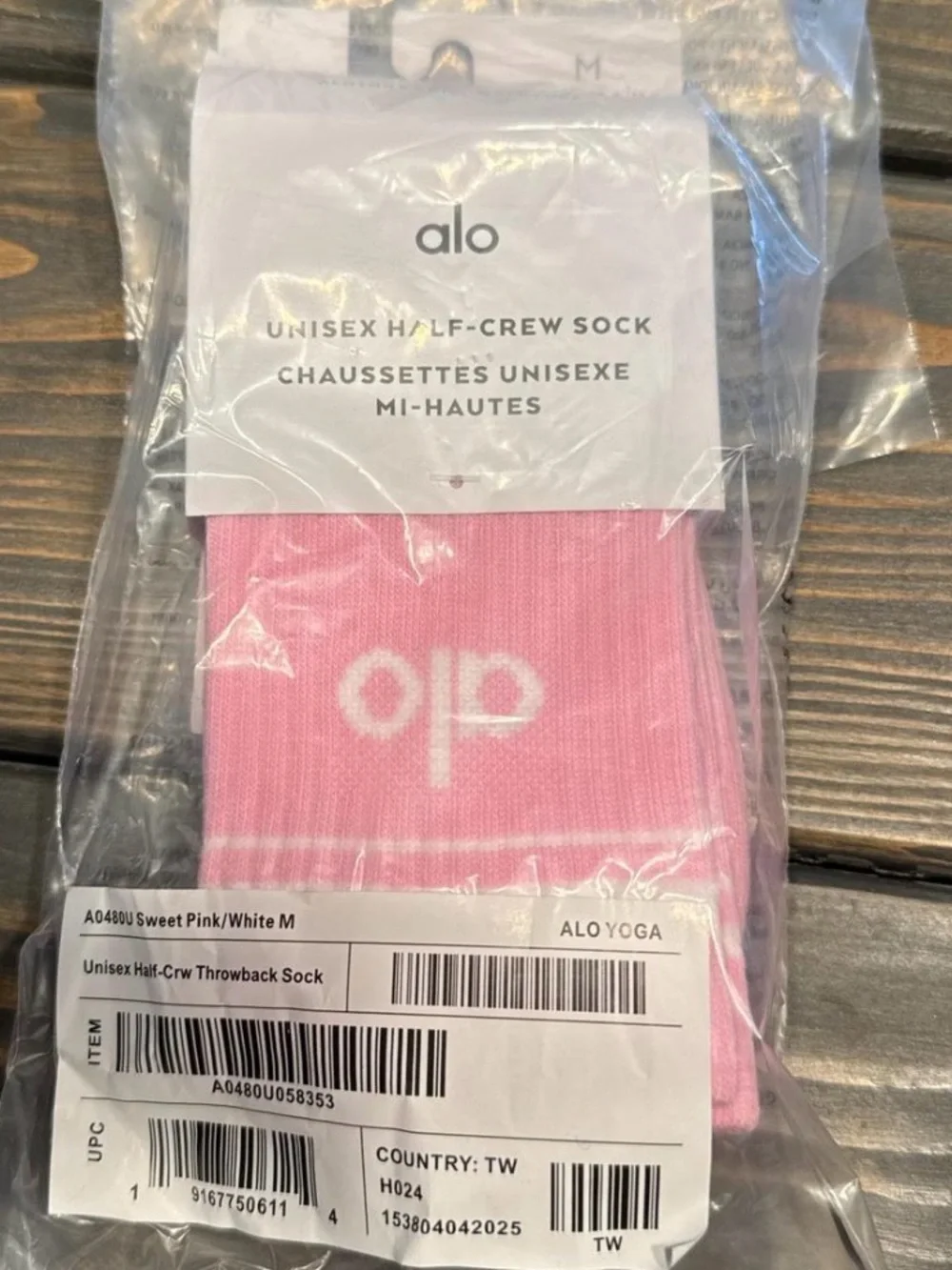 ALO Yoga Sweet Pink Half-Crew Athletic Socks